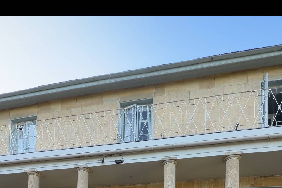 Photograph 11