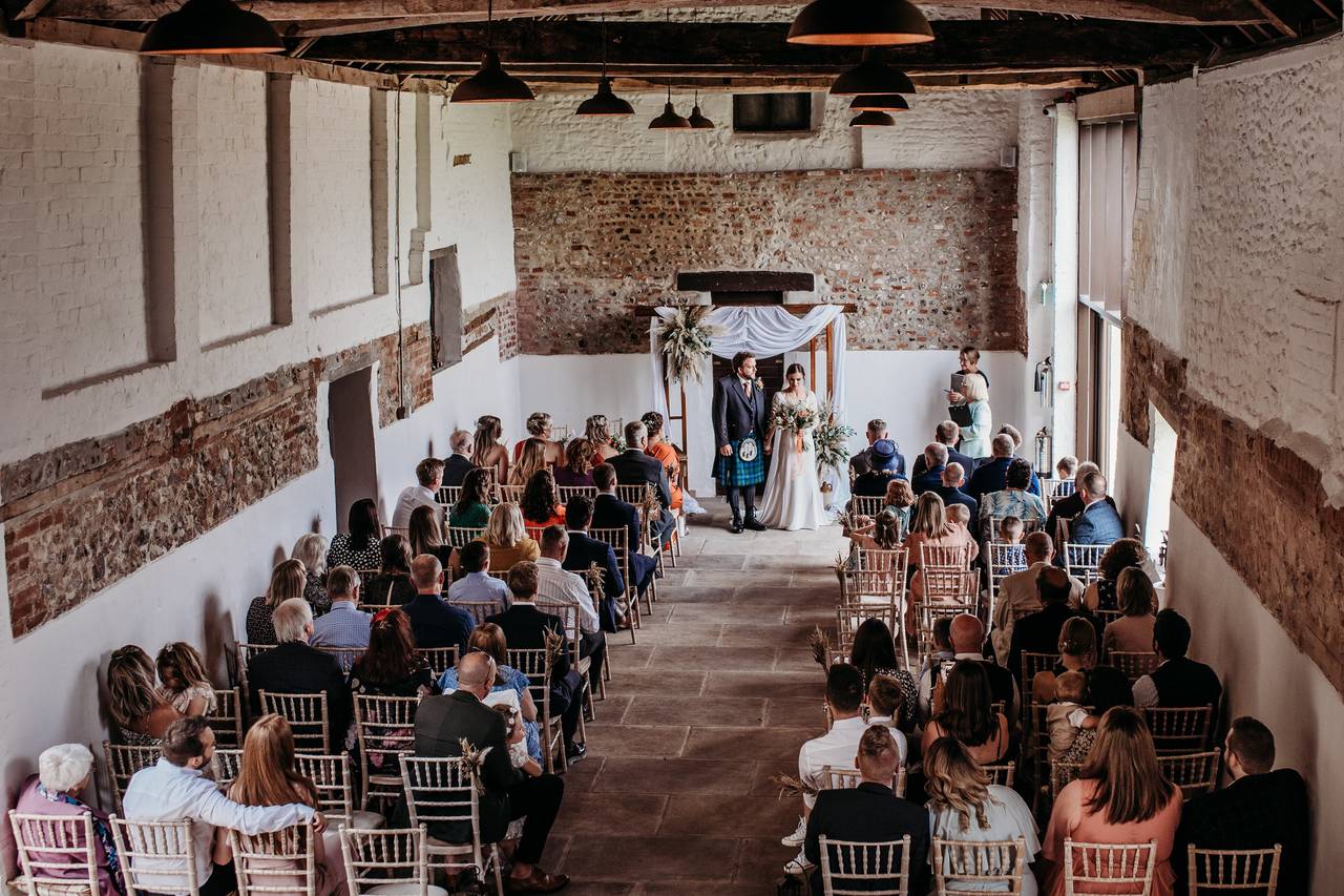 Curds Hall Barn Wedding Venue Dereham, Norfolk | hitched.co.uk