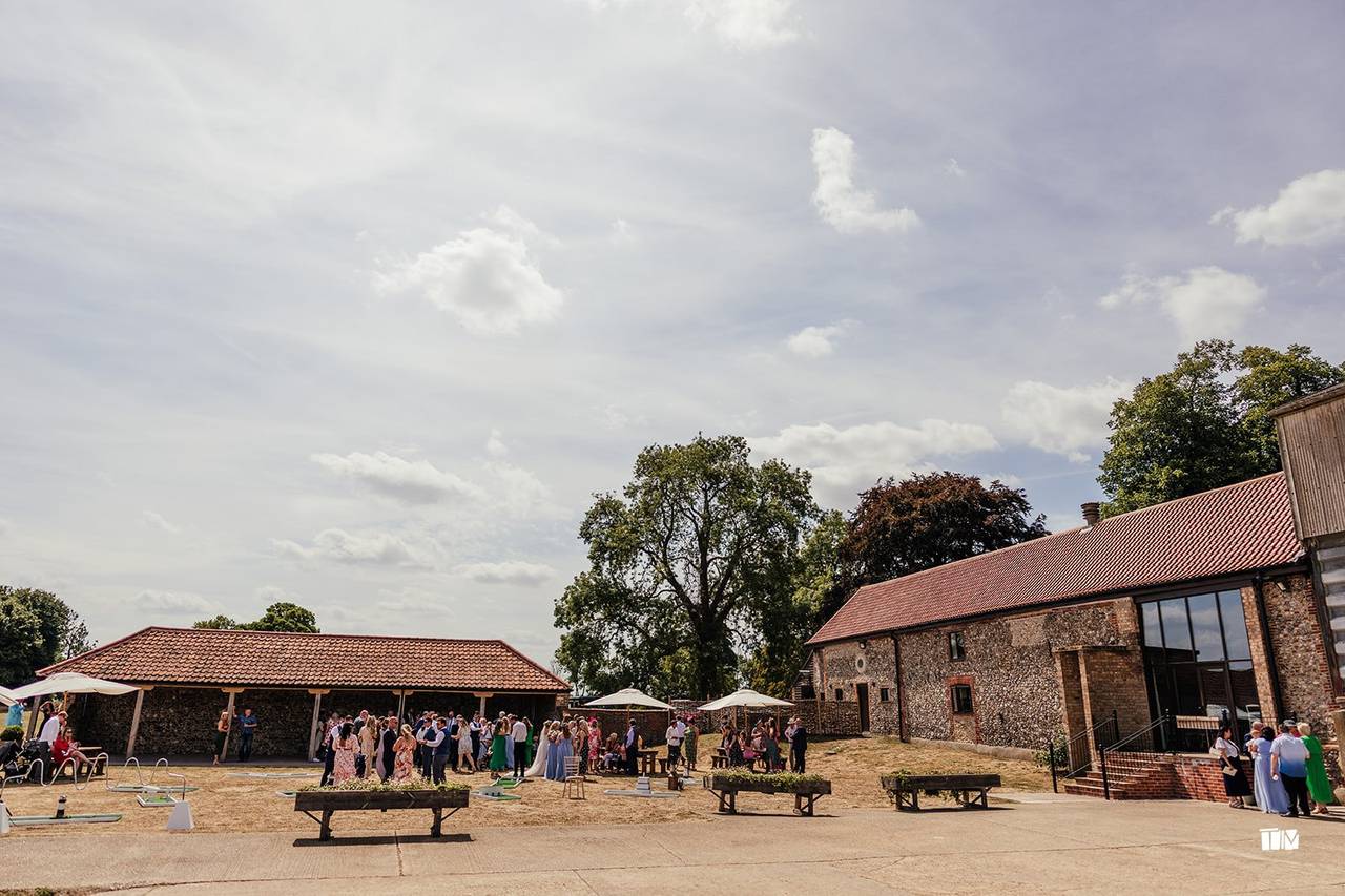 Curds Hall Barn Wedding Venue Dereham, Norfolk | hitched.co.uk