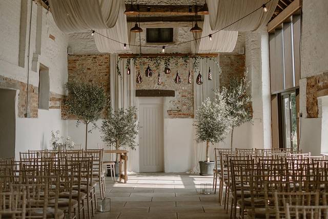 Curds Hall Barn