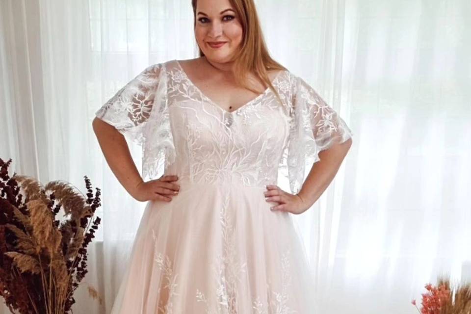 The Silver Sixpence Curvy Bridal Boutique