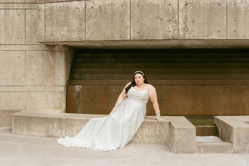 Strapless beaded plus size