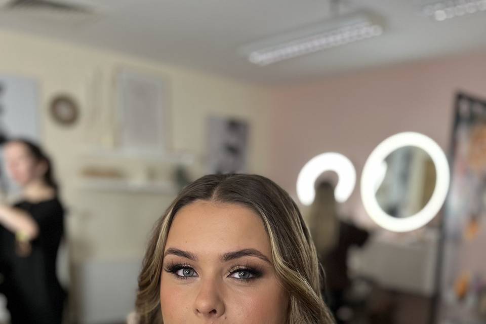 Makeup Artistry by Remia