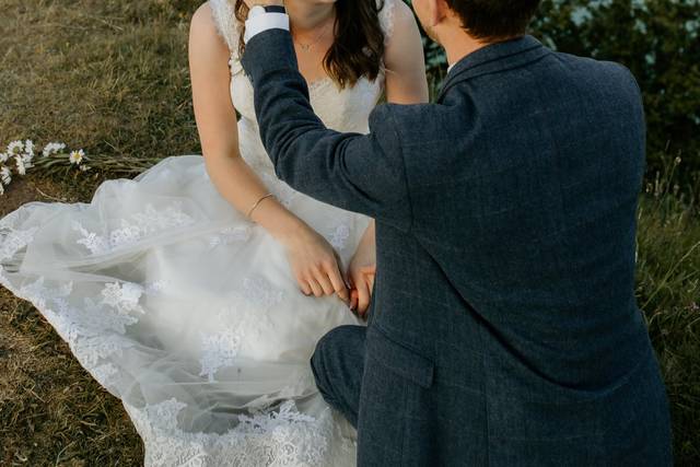 Eloping peak district