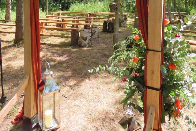 Woodland ceremony area