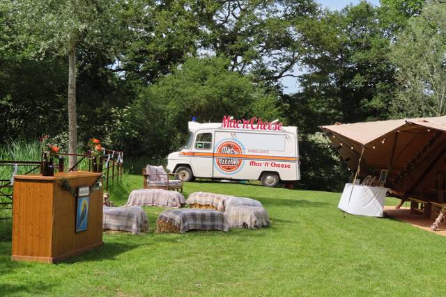 Street food and fire pits!