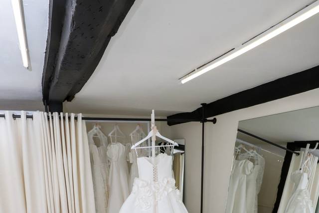 Detailed gown train