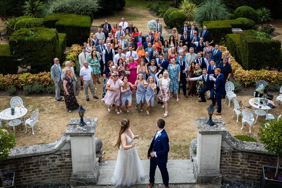 Bouquet toss