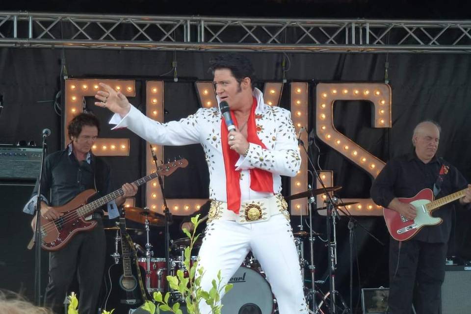 Dean Craig - Elvis Tribute Act