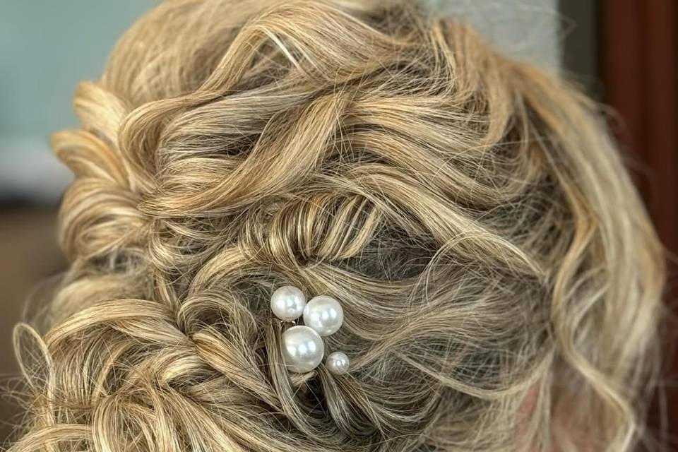 Bridal hair by me