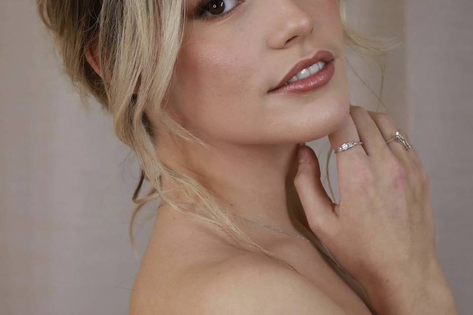 Bridal hair & makeup by me