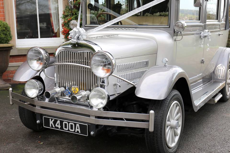 Lincoln Imperial front