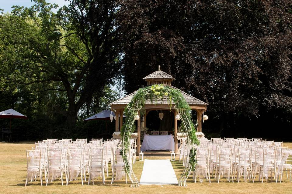 Outside Ceremony