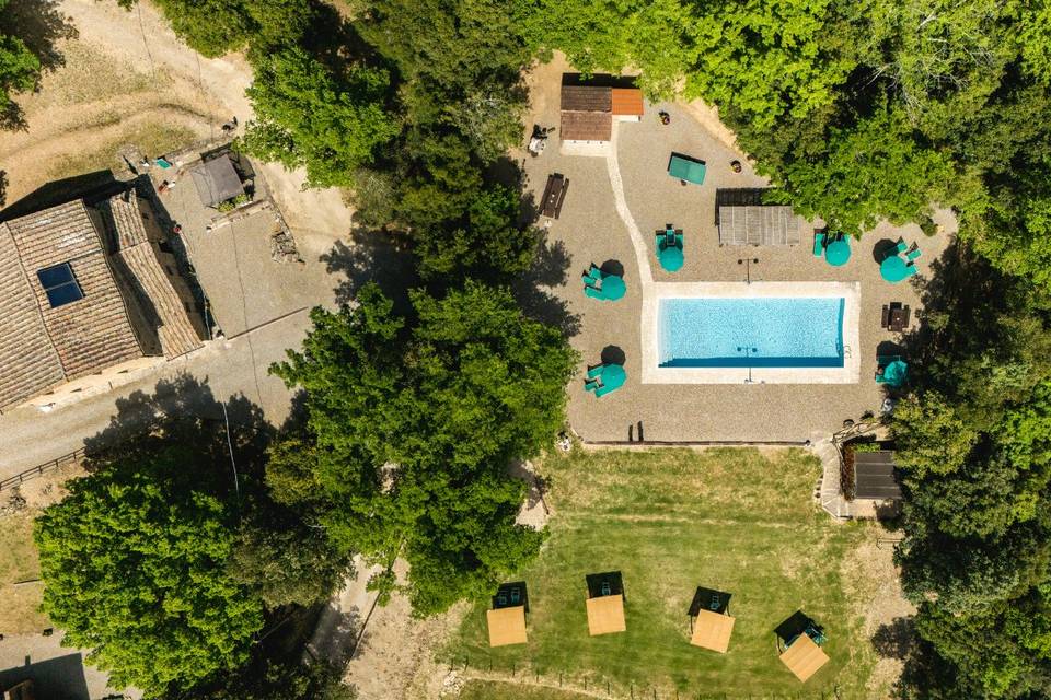 Panoramic pool