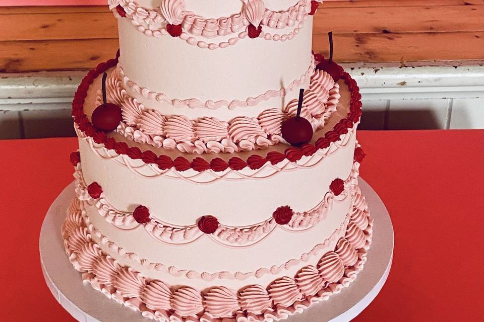 Lambeth style wedding cake