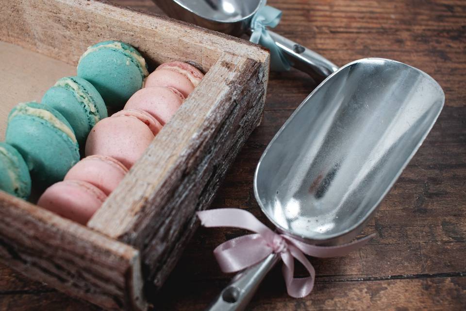 Wedding macarons