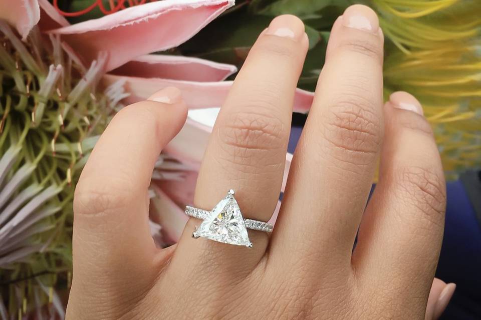 Trilliant Shape diamond ring
