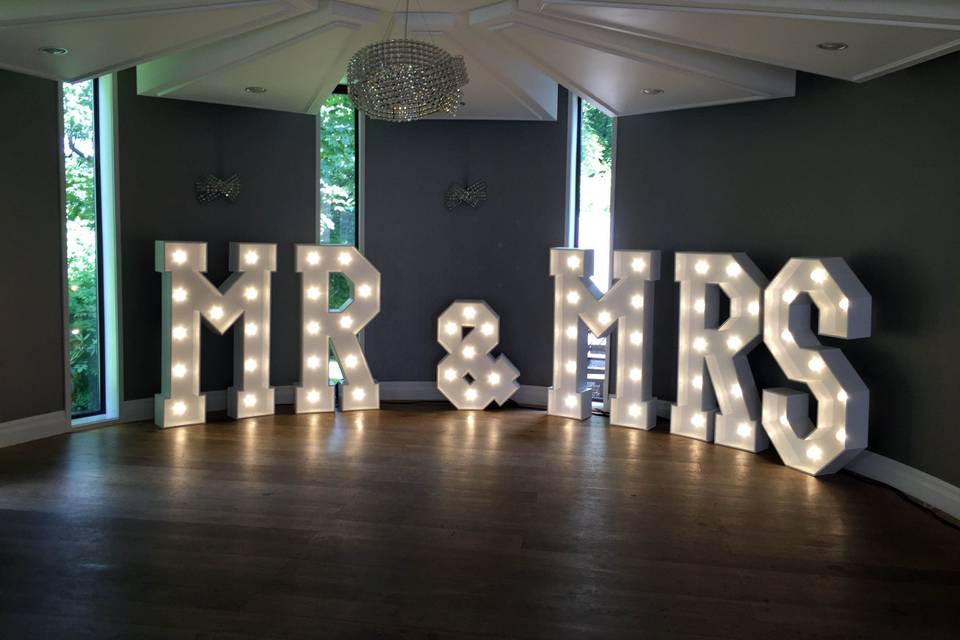 Mr & Mrs Letters