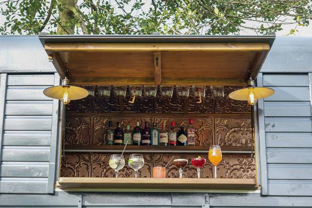 The Dog and Duck Mobile Bar
