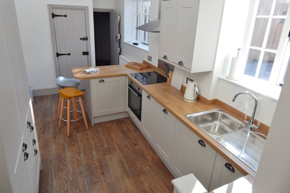 Lakeside Cottage Kitchen