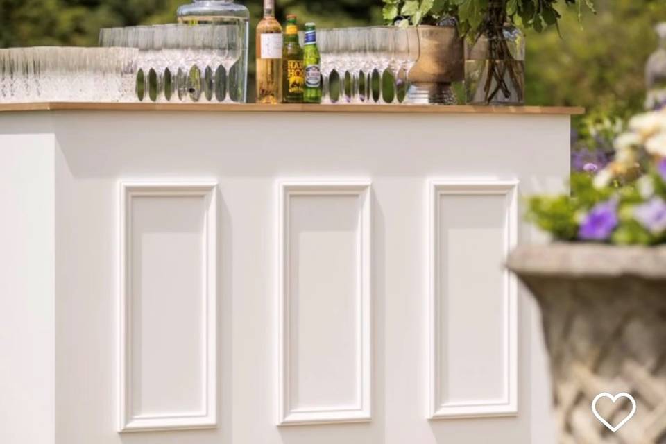 White panelled bar