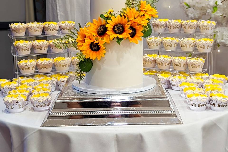 Sunflower wedding cake