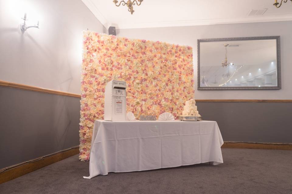 Flower wall, post box