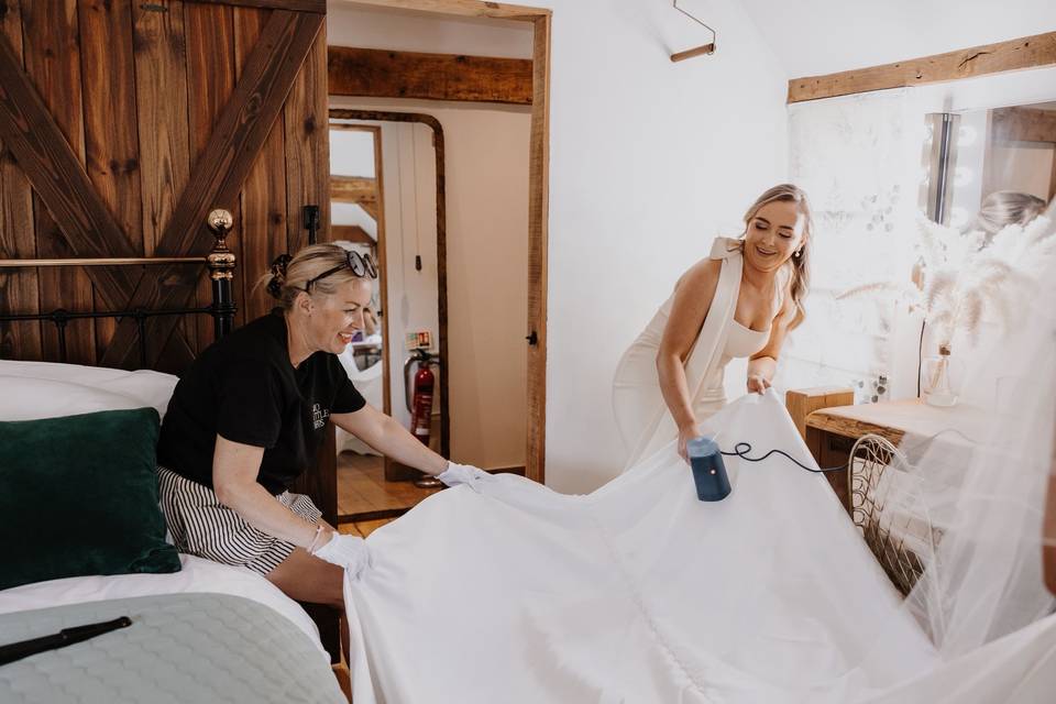 Silchester Farm, Lynsey owner