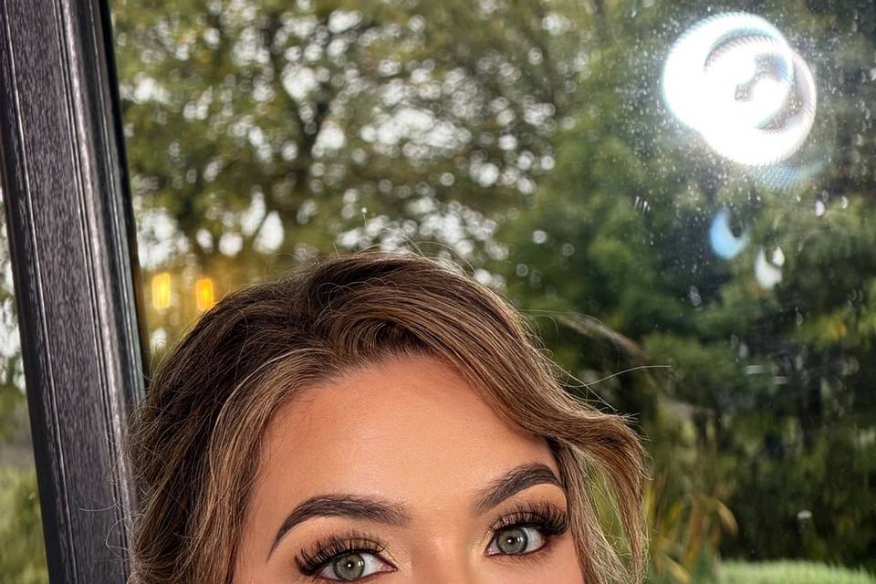 Full glam