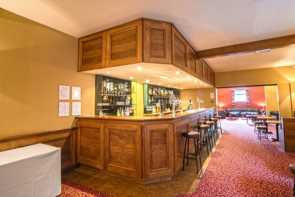 The Large Private Bar, in The Banqueting Suote