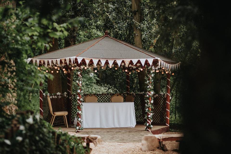 Decorated gazebo ceremony