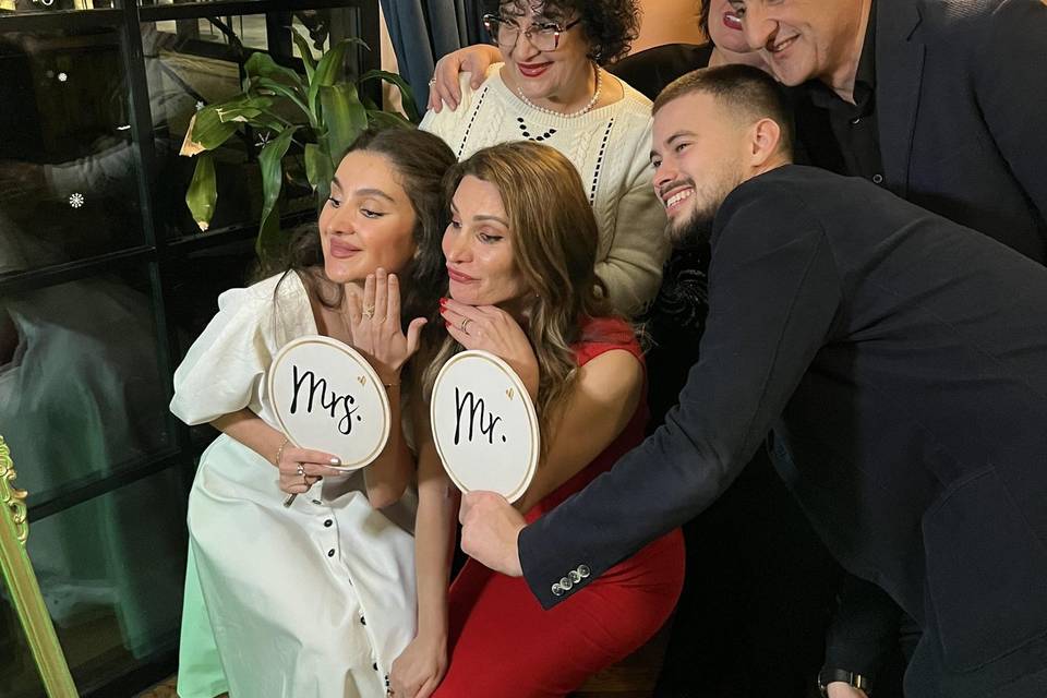 Magic mirror family pic