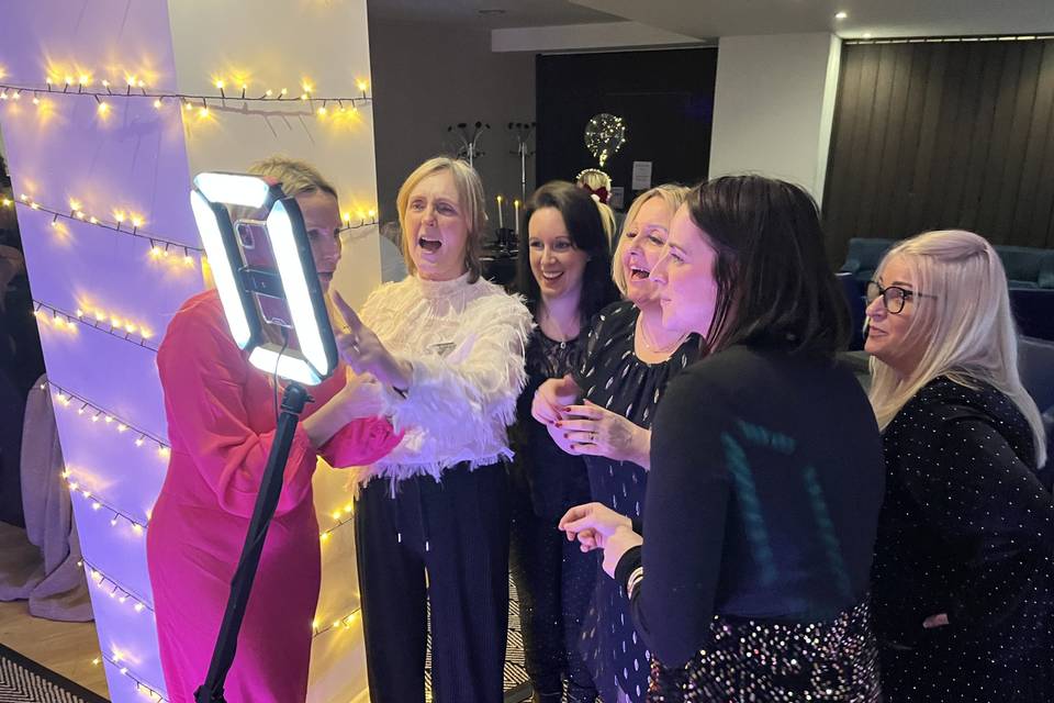 Guests watching their 360 vid