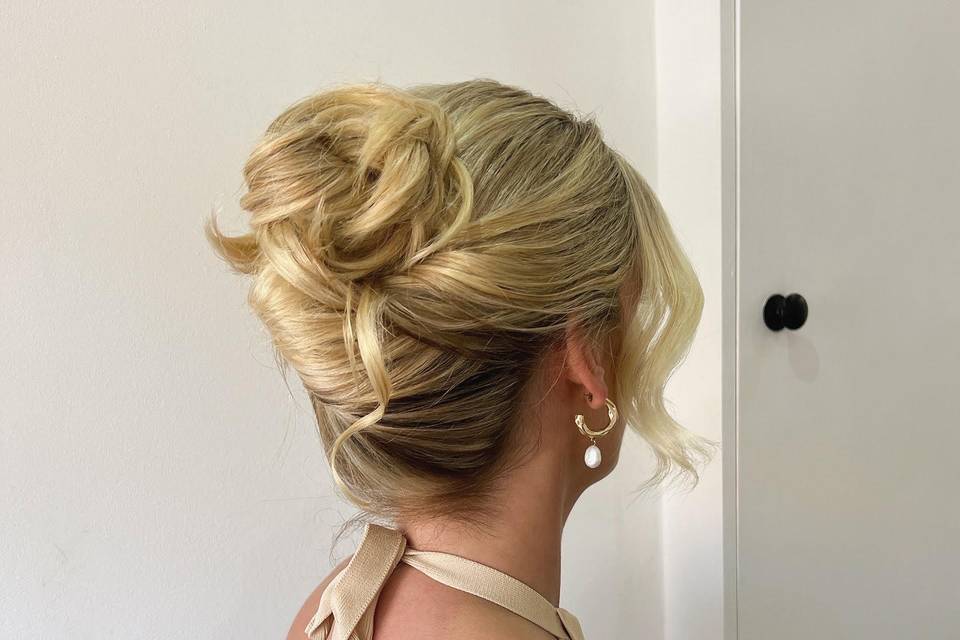 Bride french twist