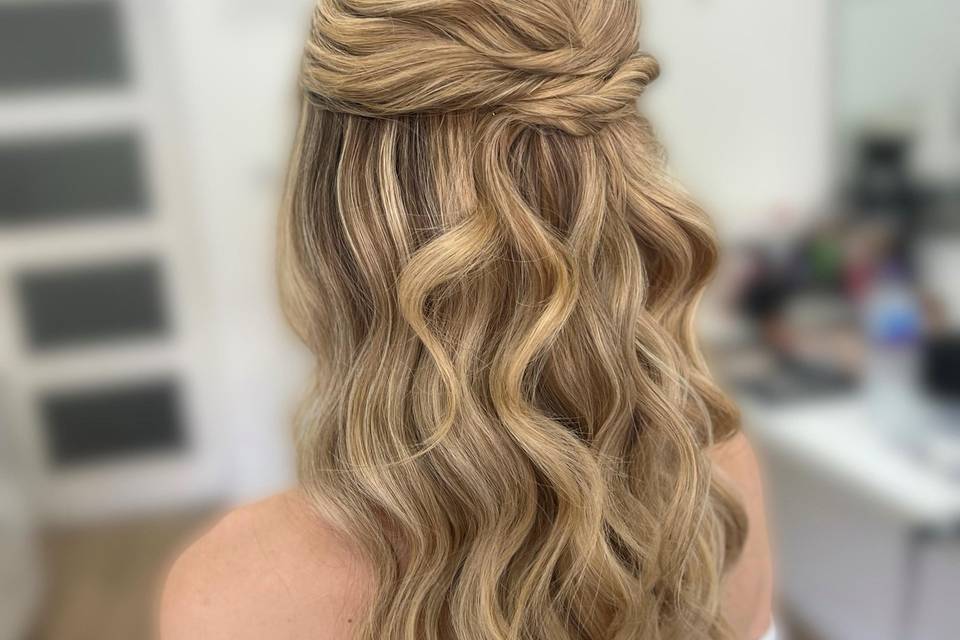 Bride half up half down