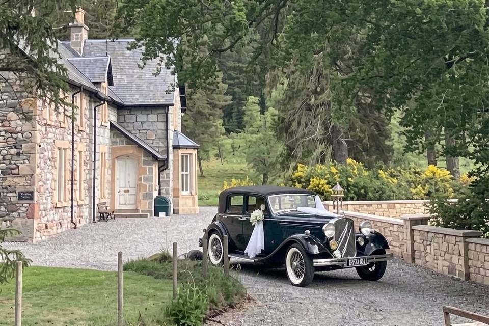 Inverarnie Lodge