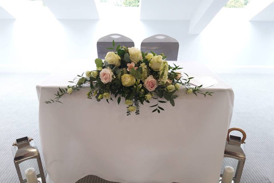 Ceremony table flowers