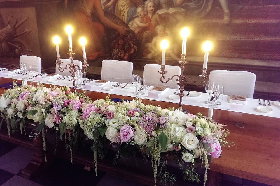 Top table glamour