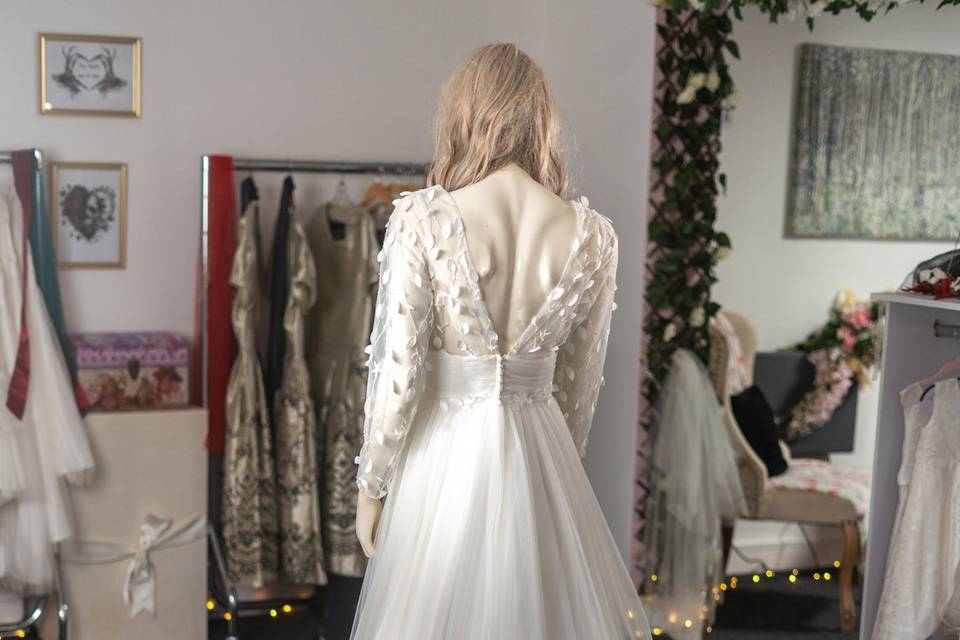 Lace sleeve back