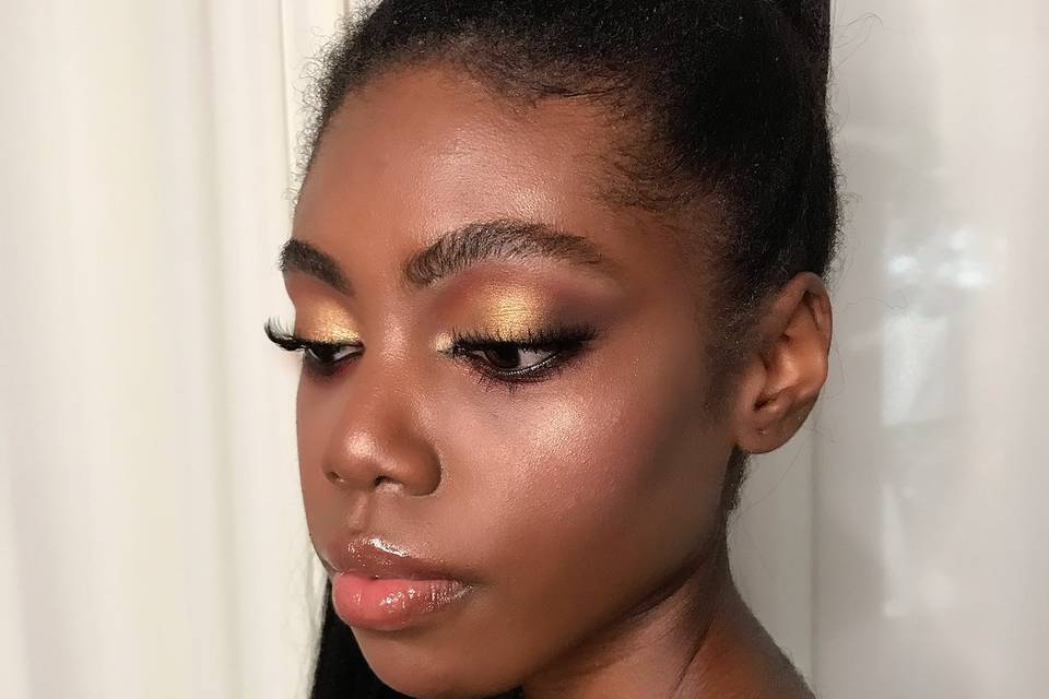 Dark skin look