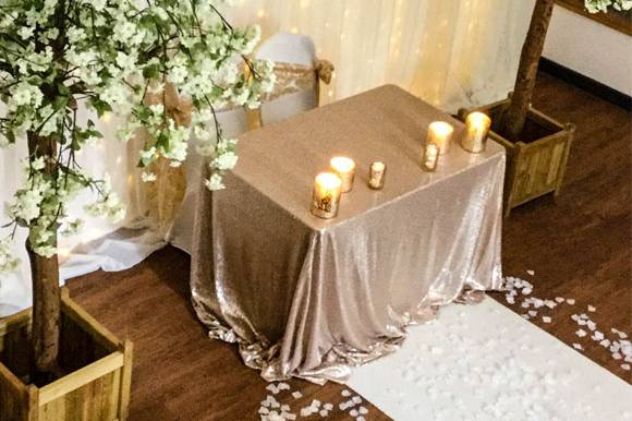 Beautiful Sequin Table Linen