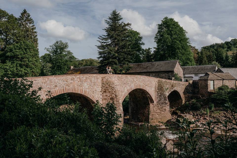 The Elizabethan stone bridge