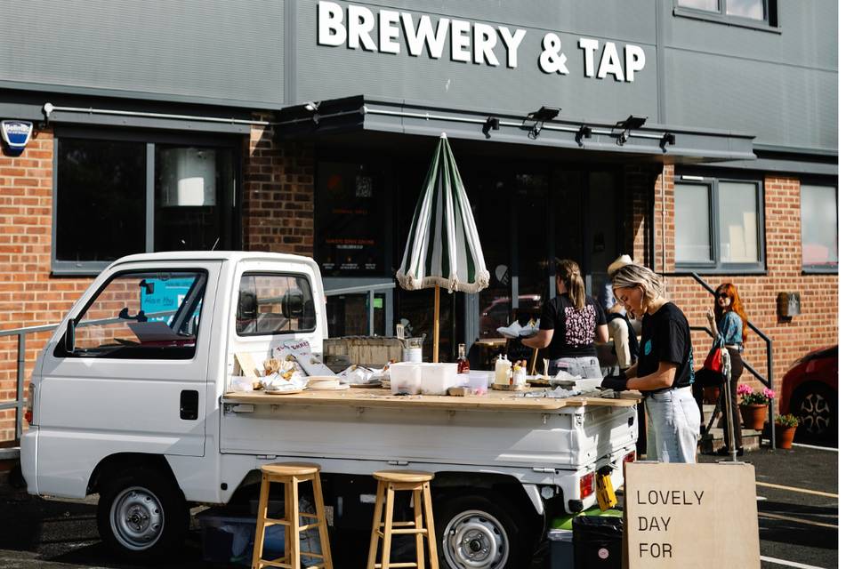 Full Circle Brew wedding
