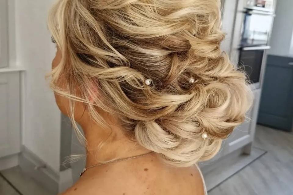 Beautiful Bridal hair up