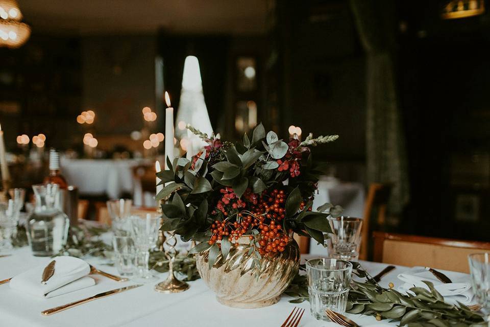 Brass bowl centrepiece