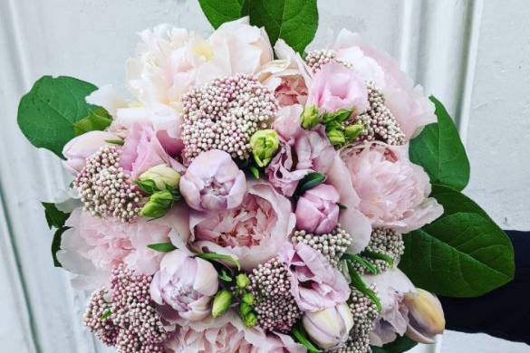 Pretty in pink bridal posy