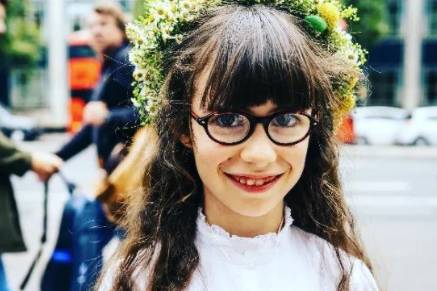 Flower girl crown