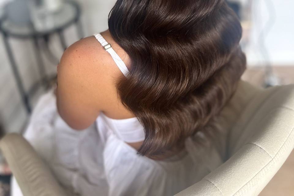 Glam waves