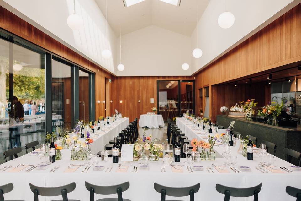 Possible table layout in cafe
