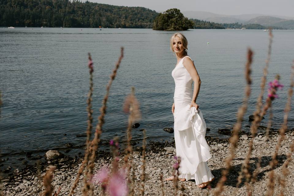 Bride on the lakeshore